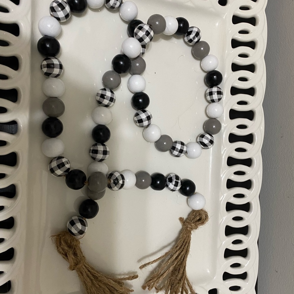 Garland of beads.